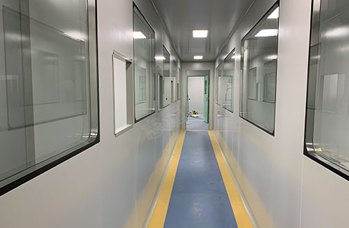 實驗室凈化工程潔凈走廊施工中-志遠凈化工程